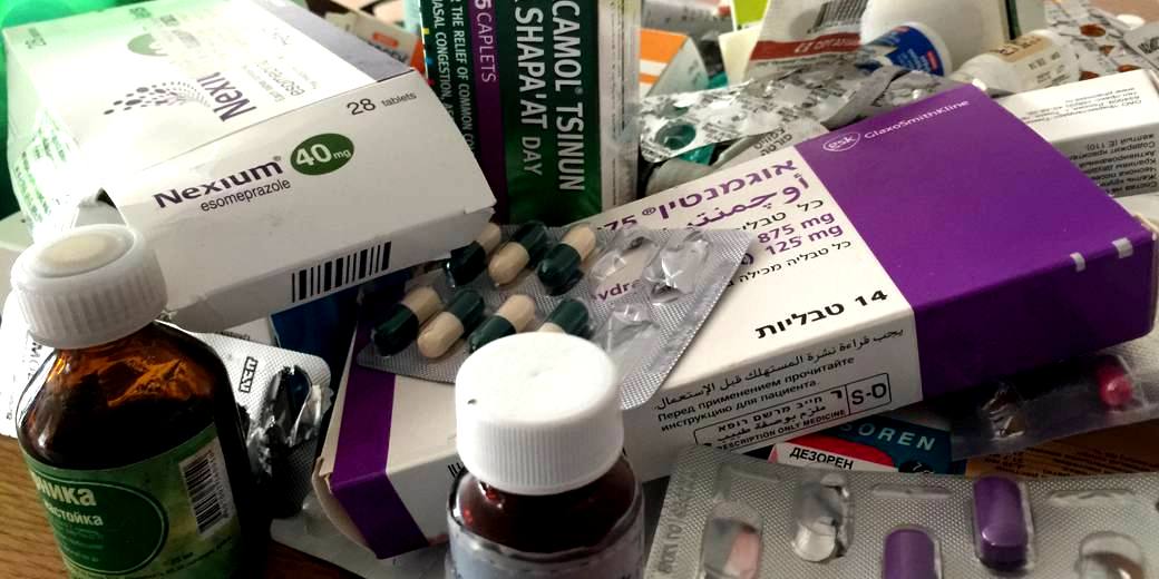 Фармацевты протестуют против предложения продавать лекарства в торговых автоматах