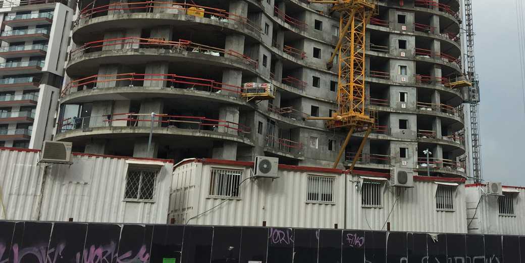 В Герцлии пересматривают новый план застройки города, строительство 30 тысяч квартир отложено на неопределенный срок