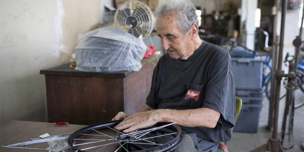 На рынке труда все больше пожилых людей