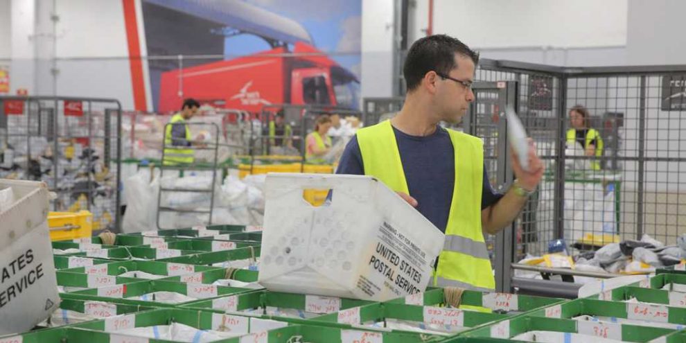 Почта Израиля ожидает резкого увеличения объемов посылок из-за рубежа