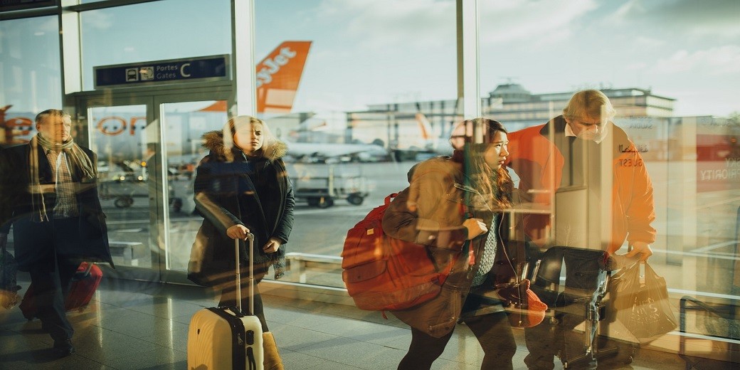 Первая ласточка: аэропорт Хельсинки снимает строгие ограничения на провоз жидкостей в самолетах