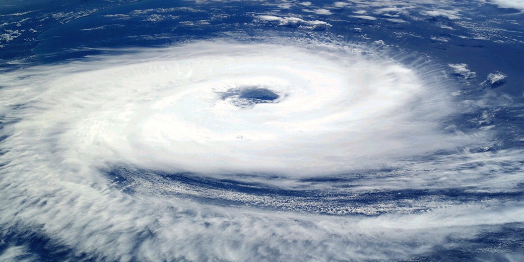 На США надвигается мощный ураган