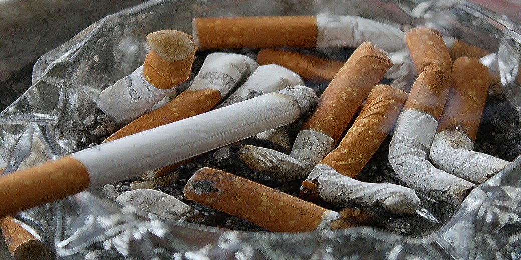 Неприятные изображения на пачках сигарет не влияют на привычку курить