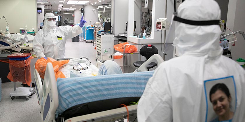 59 умерших от коронавируса за сутки, антирекорд по числу подключенных к аппаратам ИВЛ