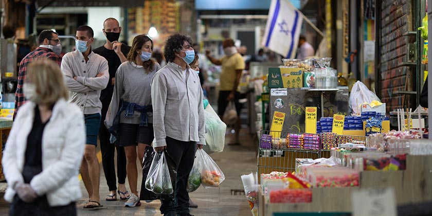 Израиль ждет всплеск заболеваемости коронавирусом и месячный карантин