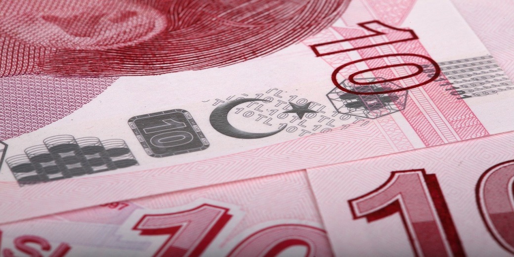 В Турции вкладчиков начнут наказывать финансово за хранение денег в валюте