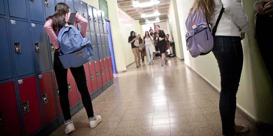 Отчет госконтролера: в техобслуживании 65 процентов школ выявлены нарушения
