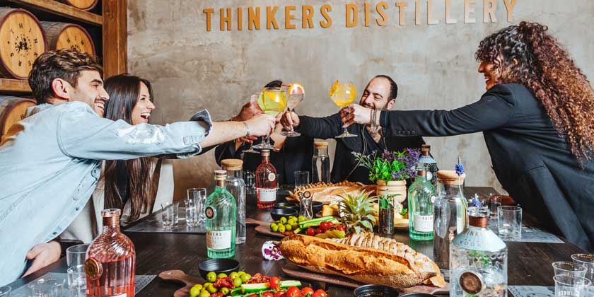 Новый алкогольный бренд устанавливает новые стандарты: попробуйте THINKERS 