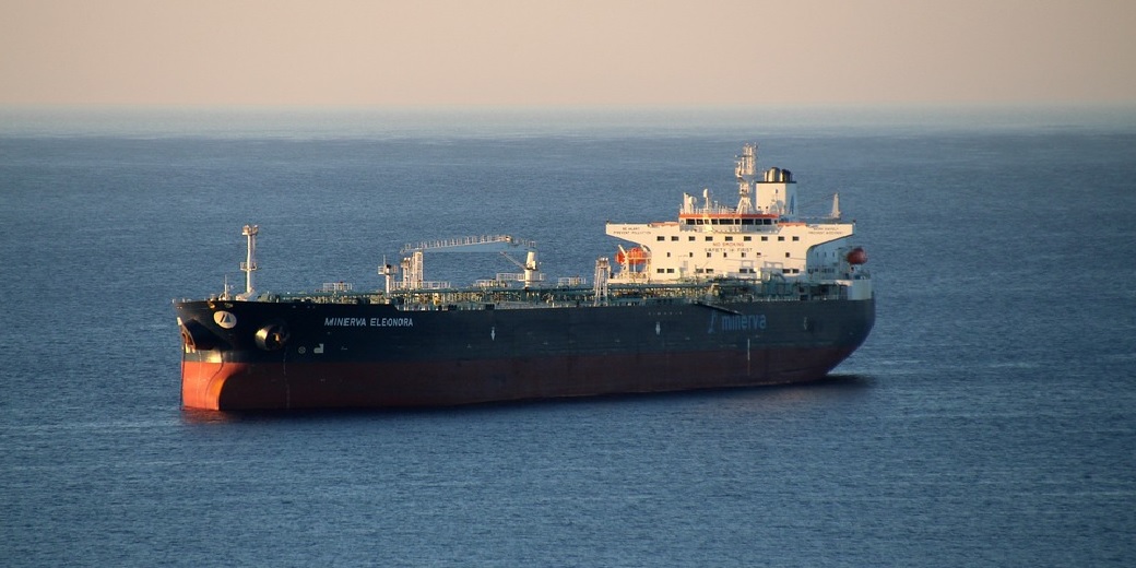 У берегов Турции образовался затор из нефтяных танкеров после введения ограничений на экспорт российской нефти