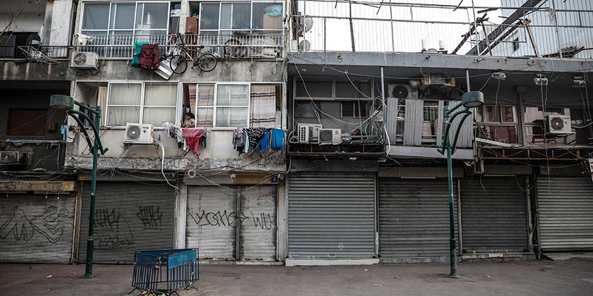 «Спрос на жилье огромный». В Южном Тель-Авиве платят 1500 шекелей в месяц за койку
